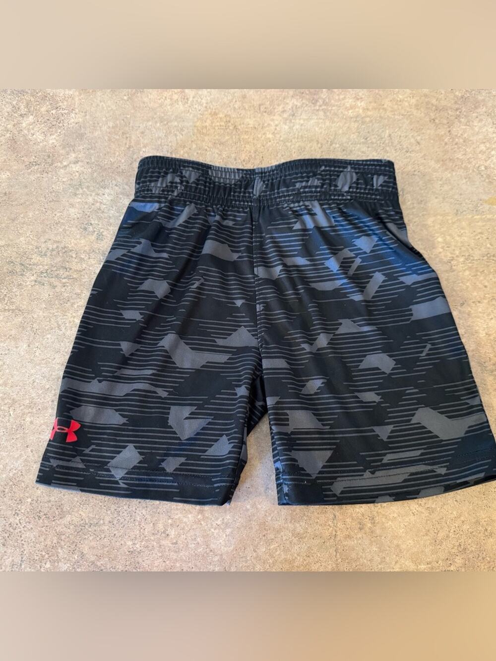 Under Armour Black Athletic Shorts with Subtle Gray Pattern and Red Logo Boys 4T